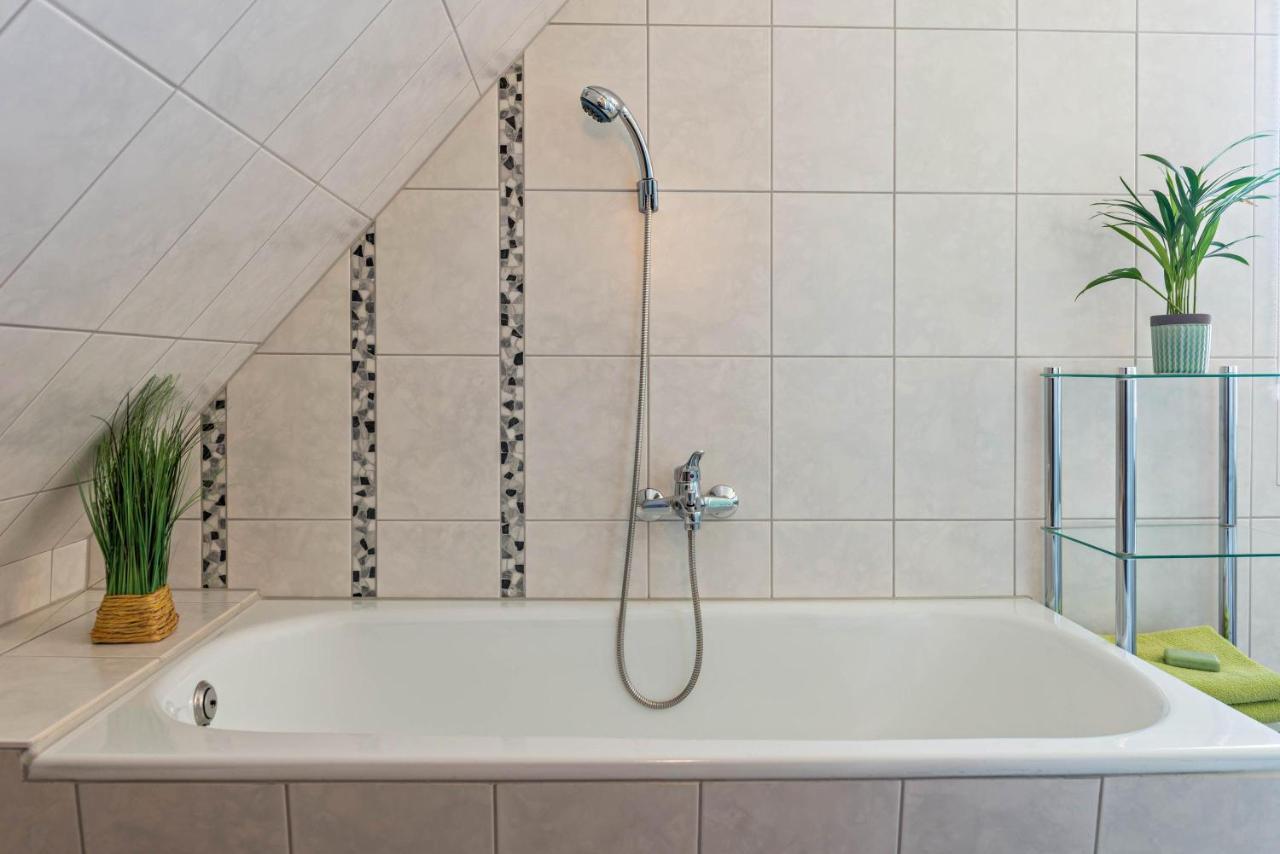 Ferienwohnung Borrs 위버링겐 외부 사진